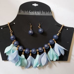 Nicole Miller New York Necklace and Earrin…